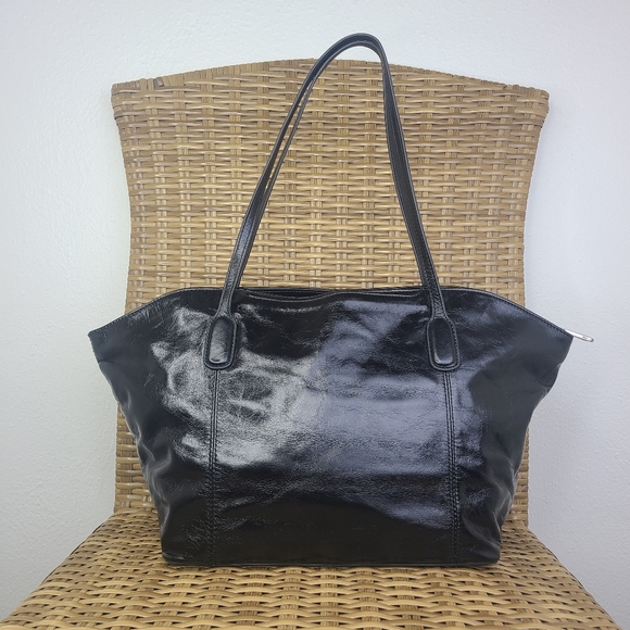 HOBO Patti Shoulder Bag Zip Tote Polished Leather Vintage Hide Black - Picture 1 of 16